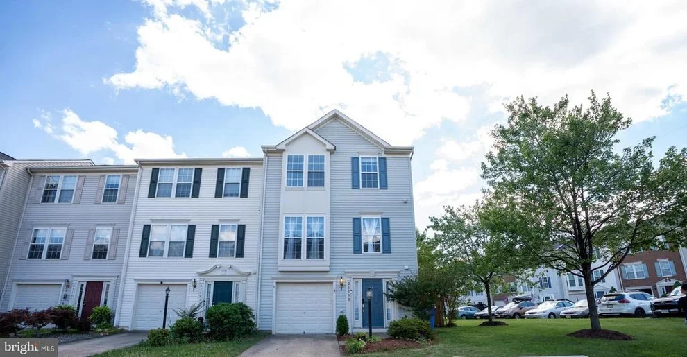 Unit for sale at 25193 DESTINATION SQUARE, ALDIE, VA 20105