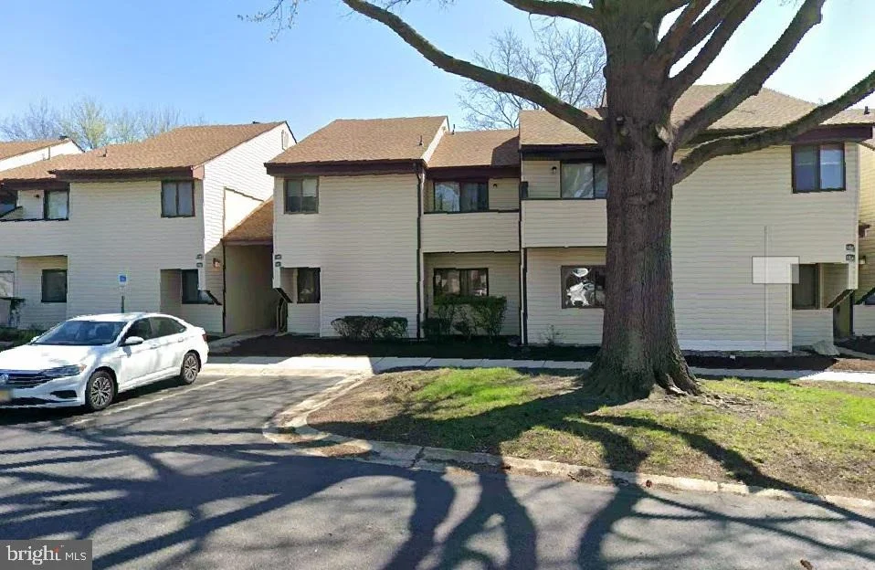Unit for sale at 16 E DAISY LA, MOUNT LAUREL, NJ 08054