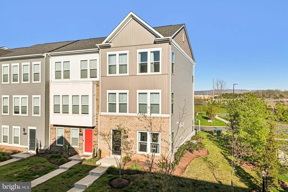 Unit for sale at 15119 JAXTON SQUARE LANE, HAYMARKET, VA 20169