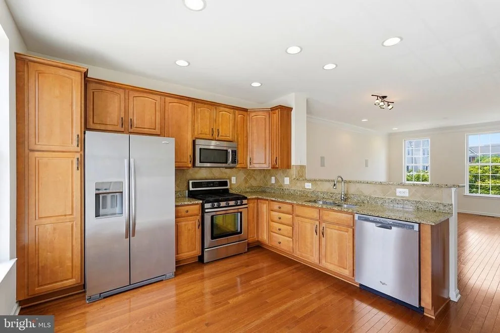 Unit for sale at 42817 PAMPLIN TERRACE, CHANTILLY, VA 20152