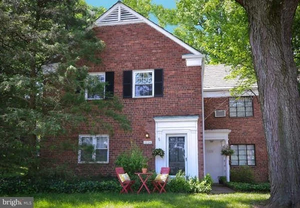 Unit for sale at 1024 VALLEY DRIVE, ALEXANDRIA, VA 22302