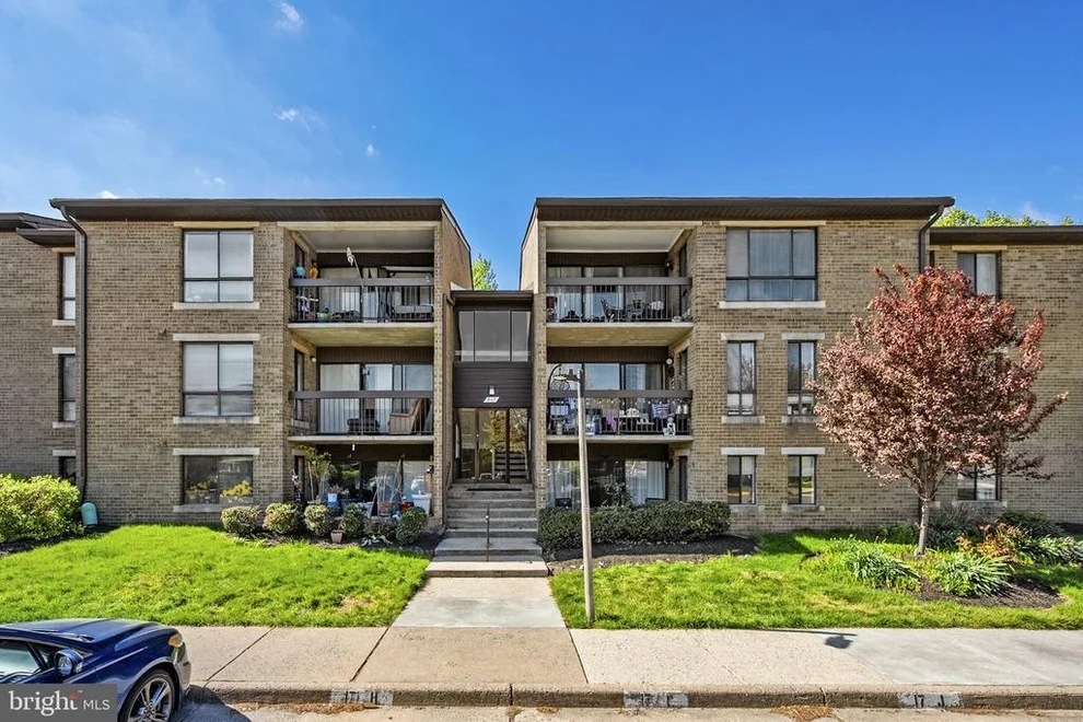 Unit for sale at 517 FLORIDA AVENUE, HERNDON, VA 20170