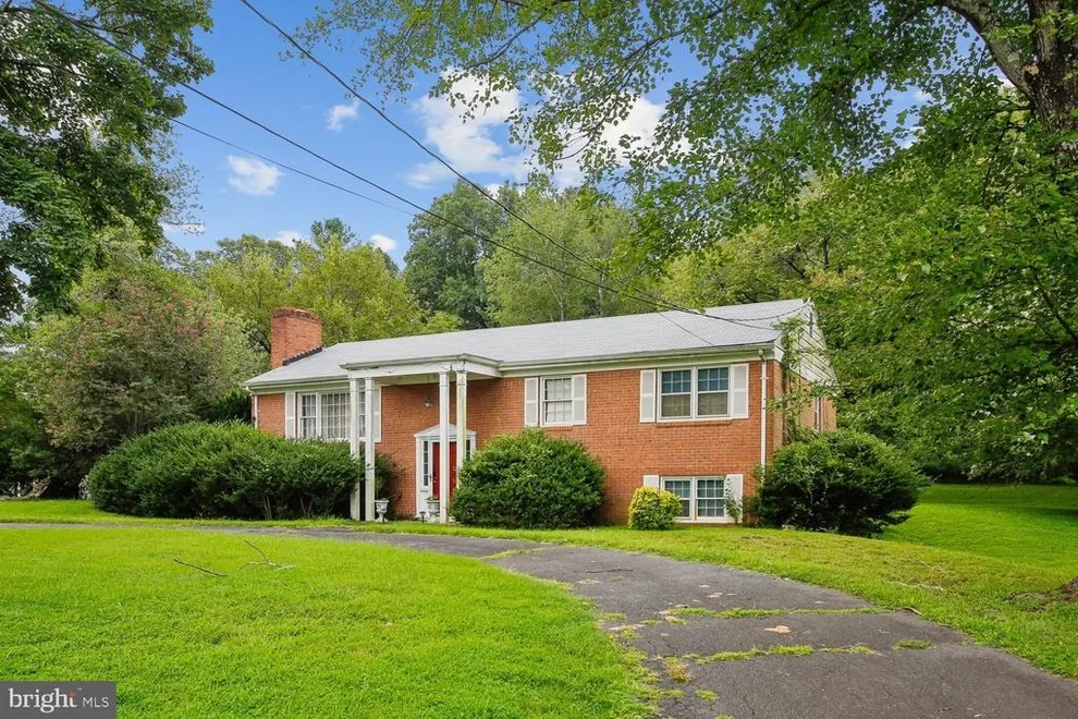 Unit for sale at 2810 HILL ROAD, VIENNA, VA 22181