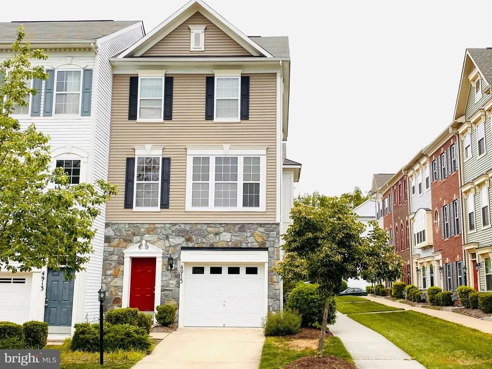 Unit for sale at 4915 POTOMAC HIGHLANDS CIRCLE, TRIANGLE, VA 22172