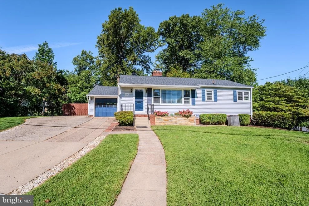 Unit for sale at 998 N ROOSEVELT STREET, FALLS CHURCH, VA 22046