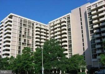 Unit for sale at 4141 HENDERSON ROAD, ARLINGTON, VA 22203