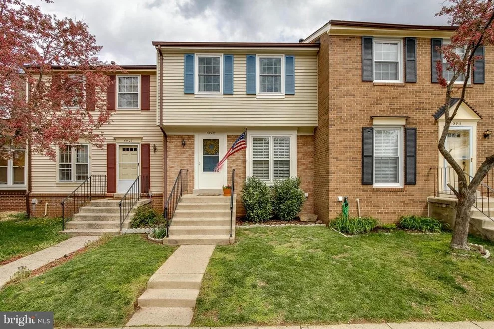 Unit for sale at 5909 GRISBY HOUSE COURT, CENTREVILLE, VA 20120