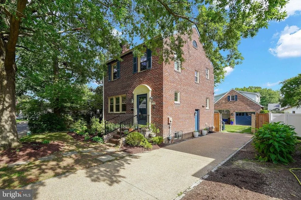 Unit for sale at 211 E UHLER AVENUE, ALEXANDRIA, VA 22301