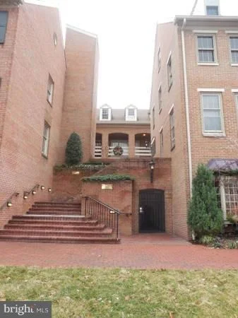 Unit for sale at 635 WASHINGTON STREET, ALEXANDRIA, VA 22314