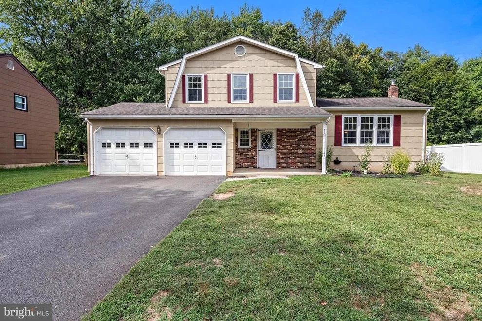 Unit for sale at 52 COLLEEN CIRCLE, EWING, NJ 08638