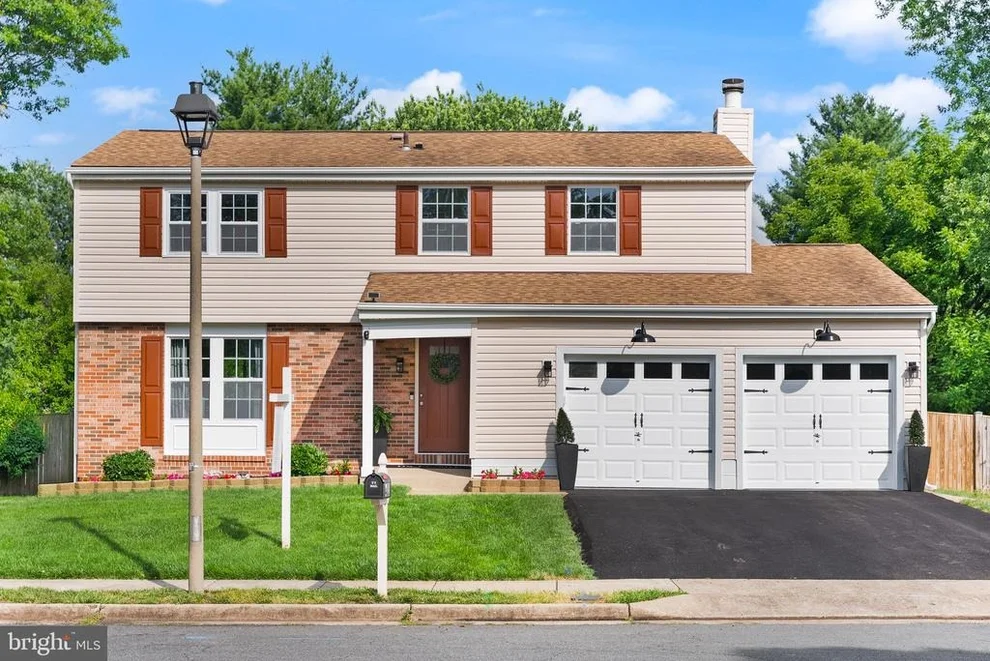 Unit for sale at 408 CHERRY LANE NE, LEESBURG, VA 20176