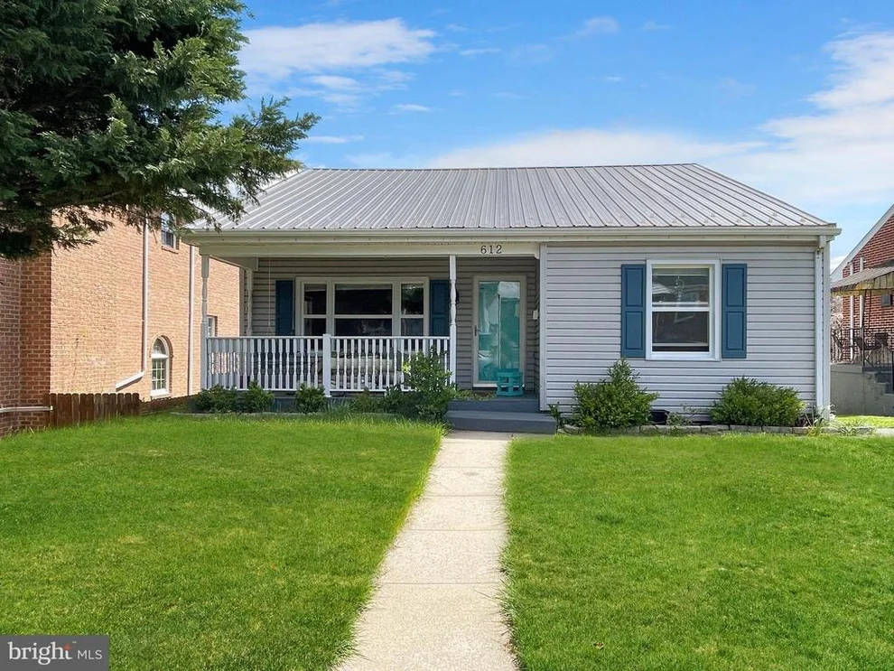 Unit for sale at 612 GUILFORD AVENUE, HAGERSTOWN, MD 21740