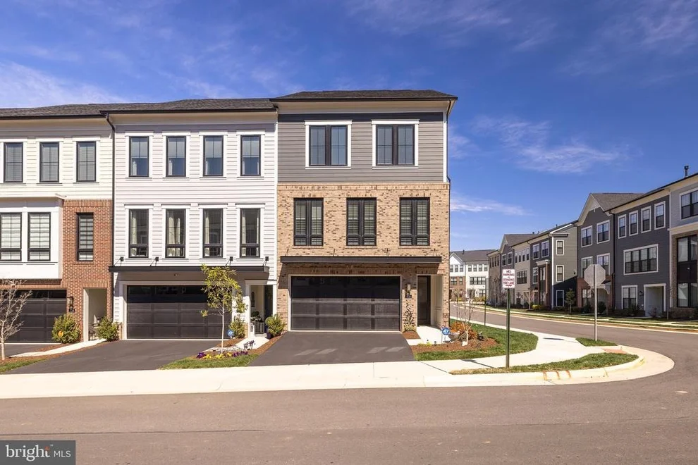 Unit for sale at 620 ANGELFISH WAY, WOODBRIDGE, VA 22191