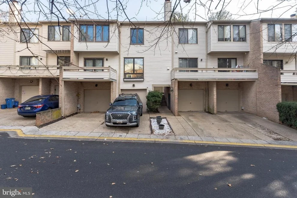 Unit for sale at 9749 LAKE SHORE DRIVE, MONTGOMERY VILLAGE, MD 20886