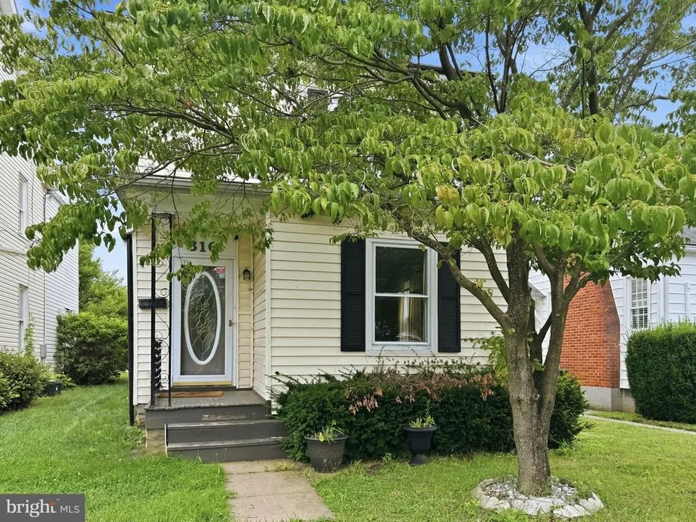 Unit for sale at 816 MARYLAND AVENUE, HAGERSTOWN, MD 21740