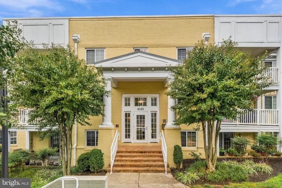 Unit for sale at 4165 S FOUR MILE RUN DRIVE, ARLINGTON, VA 22204