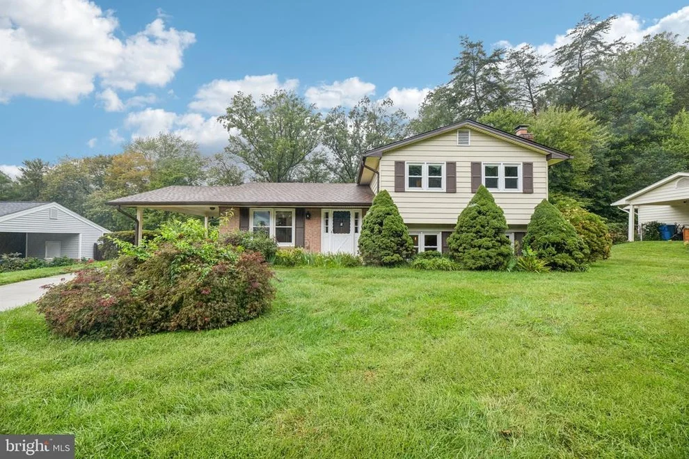 Unit for sale at 5204 HOLDEN STREET, FAIRFAX, VA 22032