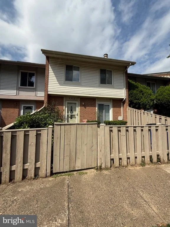 Unit for sale at 1315 SPRINGTIDE PLACE, HERNDON, VA 20170