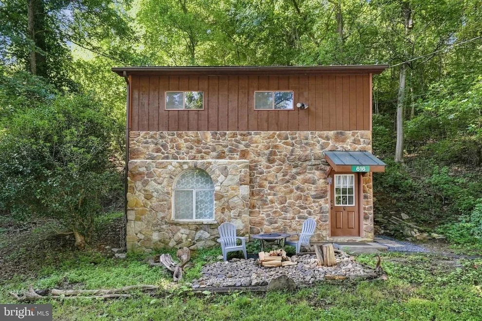 Unit for sale at 616 HARRIS DRIVE, FRONT ROYAL, VA 22630