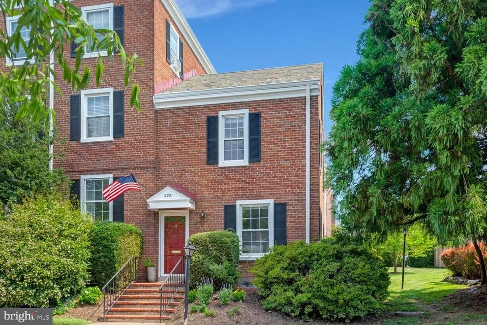 Unit for sale at 2921 S BUCHANAN STREET, ARLINGTON, VA 22206