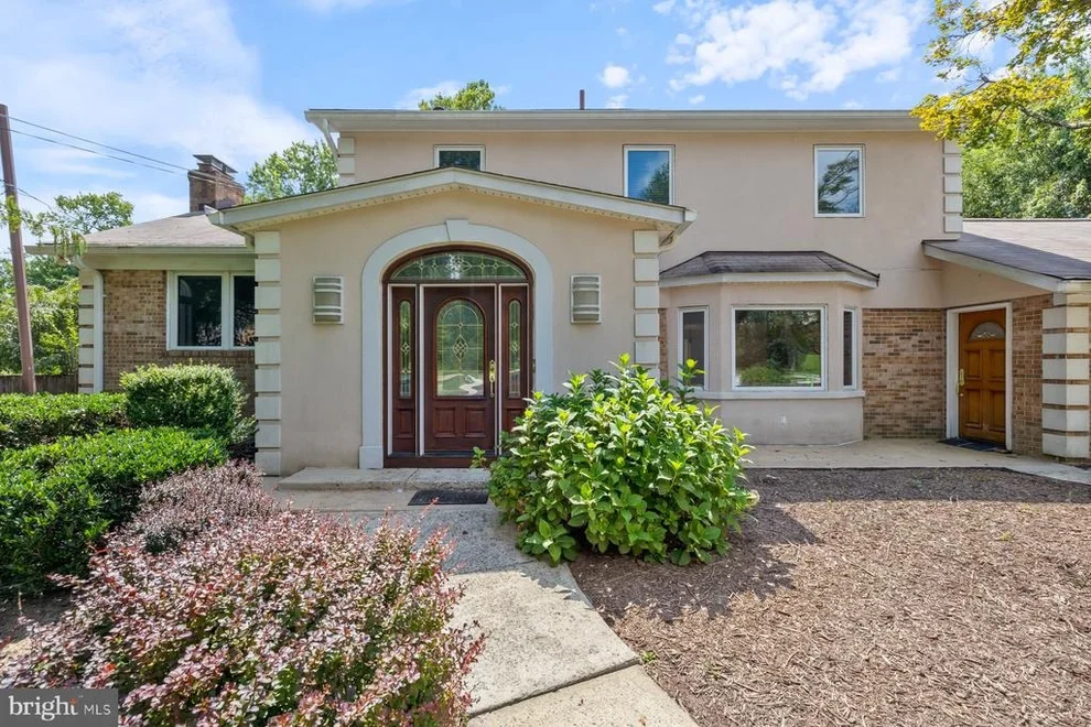 Unit for sale at 11900 GAINSBOROUGH ROAD, POTOMAC, MD 20854