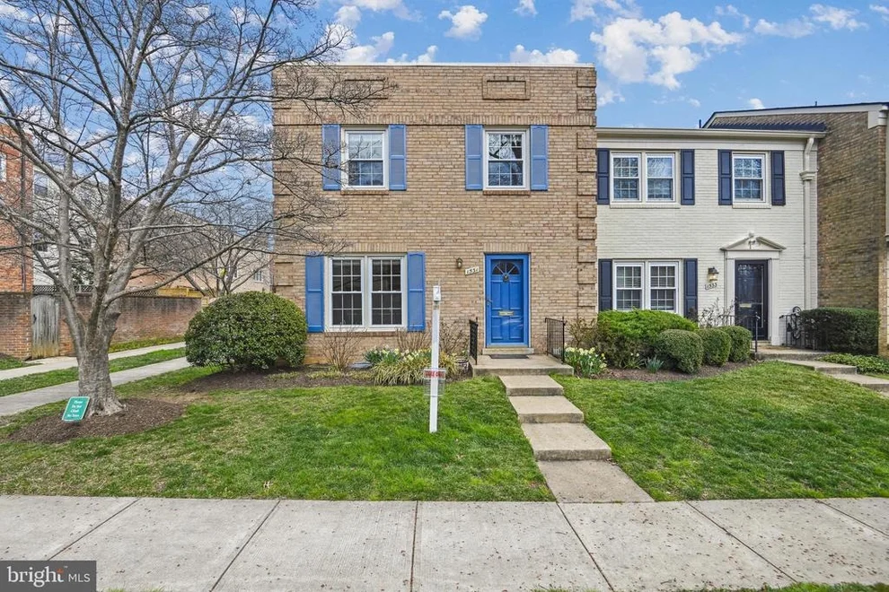 Unit for sale at 1531 CANDLEWICK COURT, MCLEAN, VA 22101