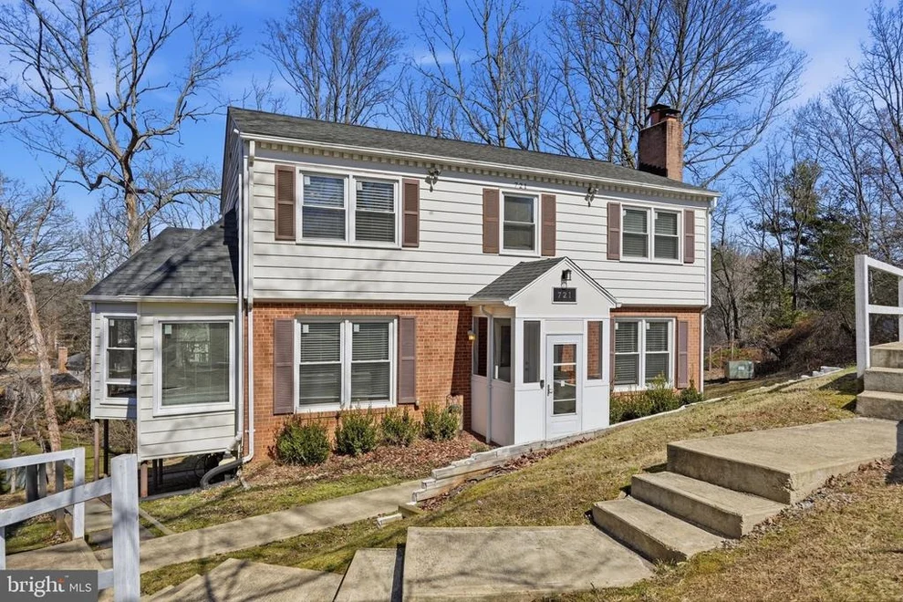 Unit for sale at 721 UPHAM PLACE NW, VIENNA, VA 22180