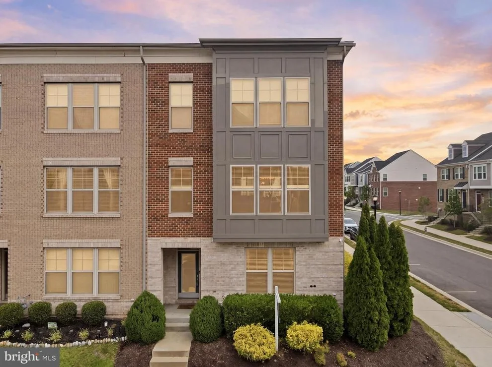 Unit for sale at 10601 EASTLAND CIRCLE, UPPER MARLBORO, MD 20772