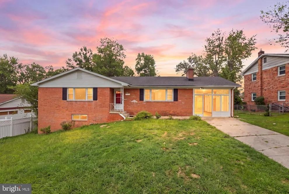 Unit for sale at 6915 BRIARCLIFF DRIVE, CLINTON, MD 20735