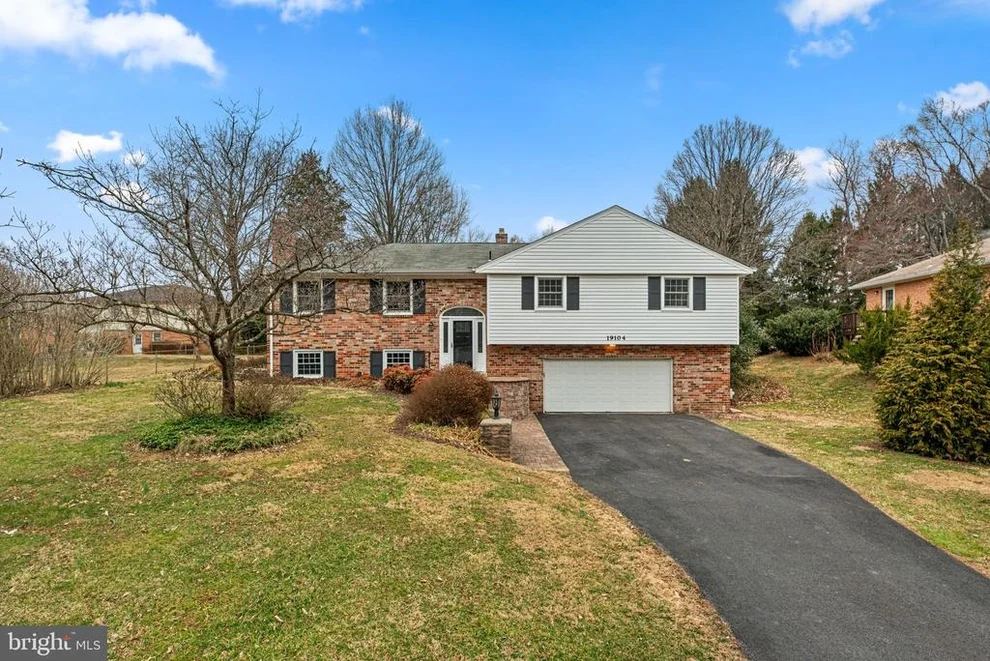 Unit for sale at 19104 WILLOW GROVE ROAD, OLNEY, MD 20832