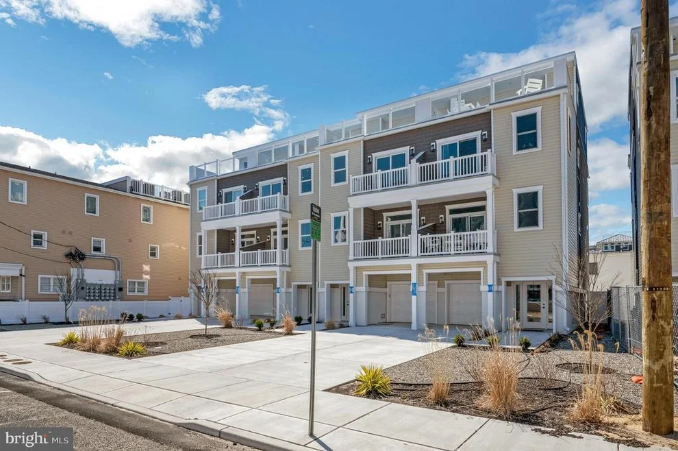 Unit for sale at 418-420 E FARRAGUT ROAD, WILDWOOD CREST, NJ 08260