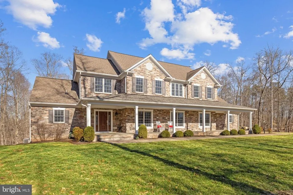 Unit for sale at 8485 ROGUES ROAD, WARRENTON, VA 20187