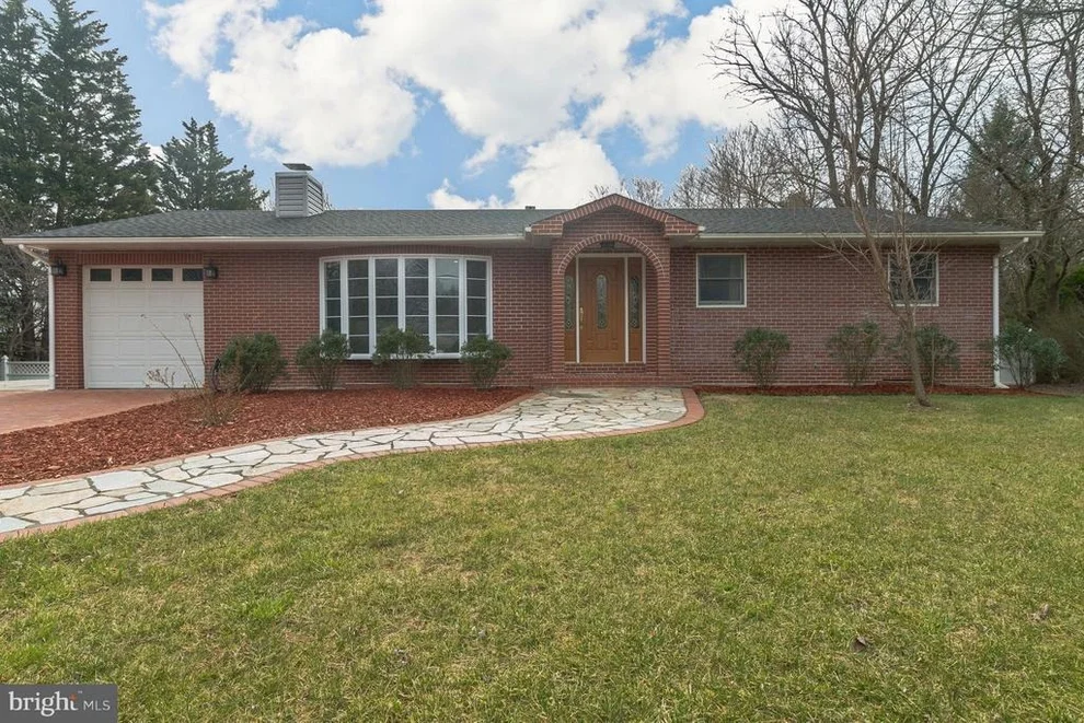 Unit for sale at 17805 TERI DRIVE, DERWOOD, MD 20855