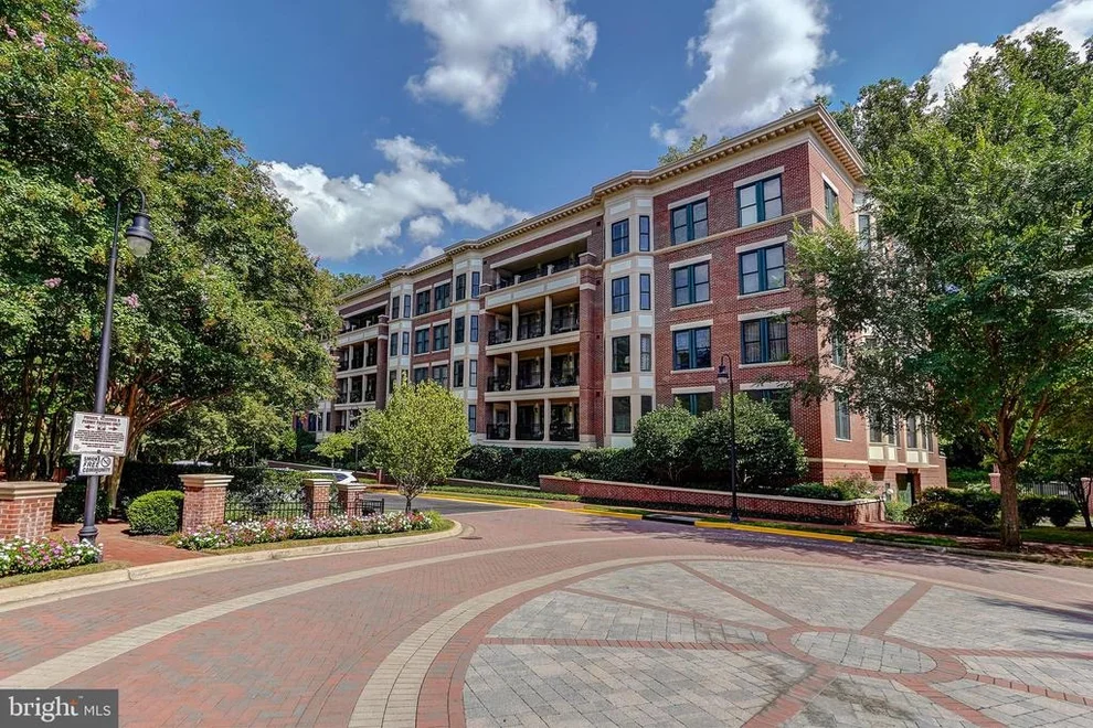 Unit for sale at 10401 STRATHMORE PARK, NORTH BETHESDA, MD 20852