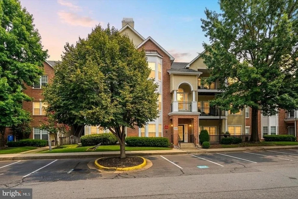 Unit for sale at 4142 FOUNTAINSIDE LANE, FAIRFAX, VA 22030