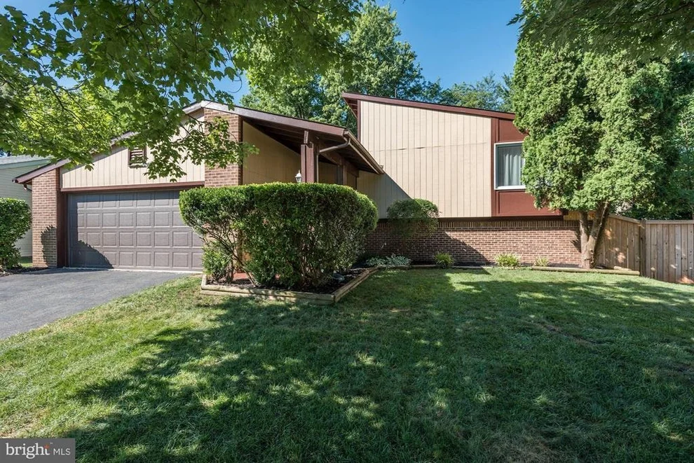Unit for sale at 224 MEADOWLAND LANE W, STERLING, VA 20164