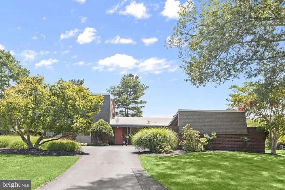 Unit for sale at 9 STONE HOLLOW COURT, BALTIMORE, MD 21208