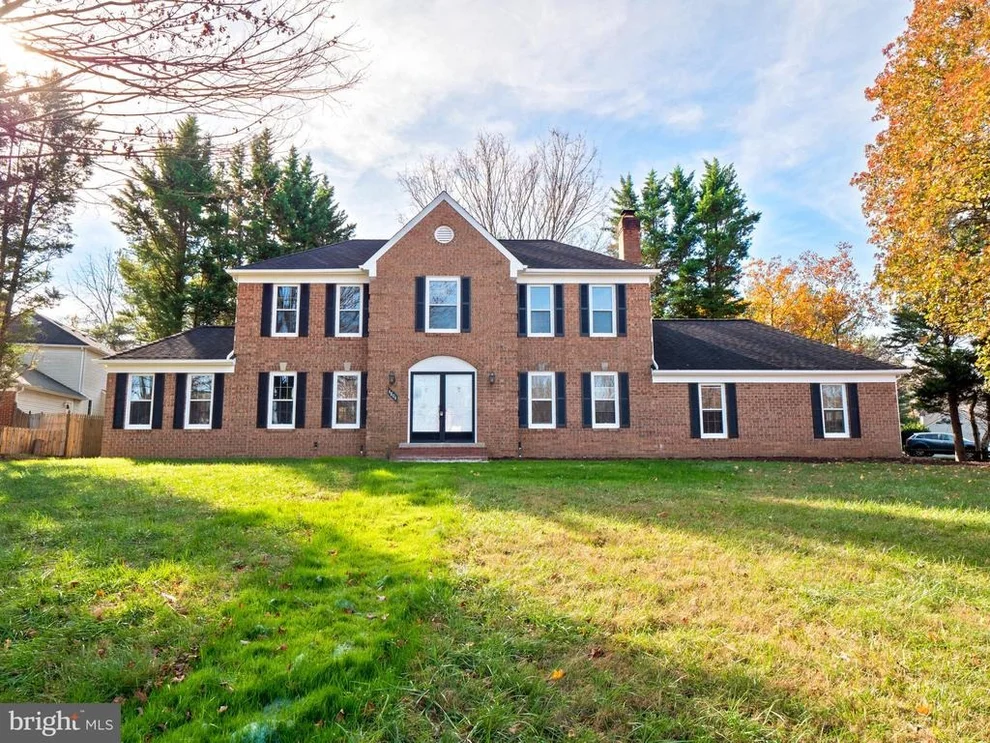 Unit for sale at 4804 WALKINGFERN DRIVE, ROCKVILLE, MD 20853