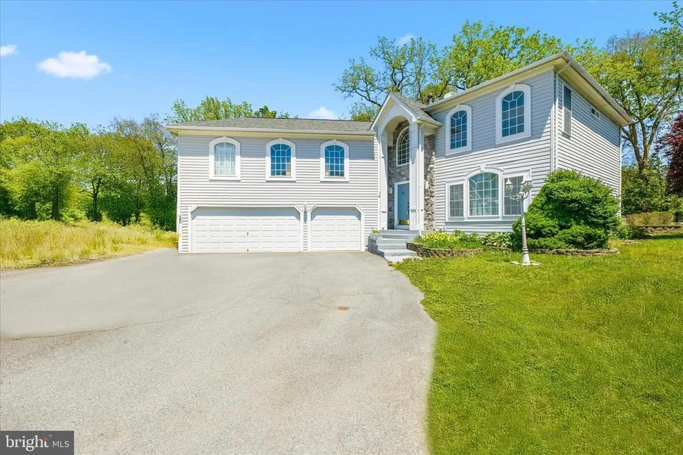 Unit for sale at 11507 ROLLING GREEN COURT, HAGERSTOWN, MD 21742