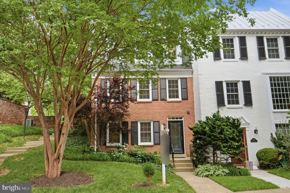 Unit for sale at 6740 TOWNE LANE ROAD, MCLEAN, VA 22101