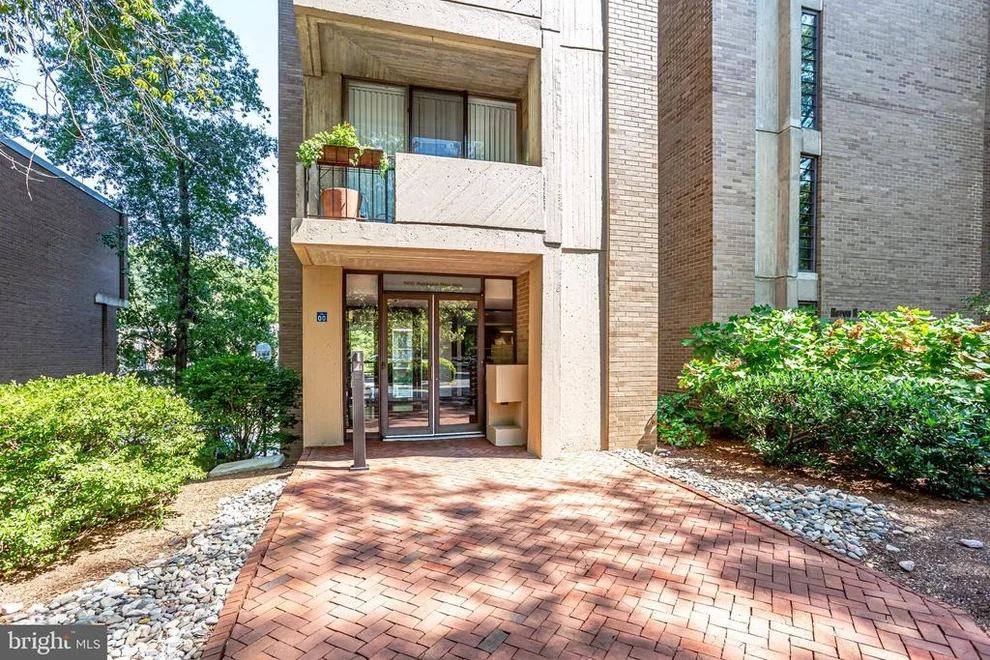 Unit for sale at 11400 WASHINGTON PLAZA W, RESTON, VA 20190