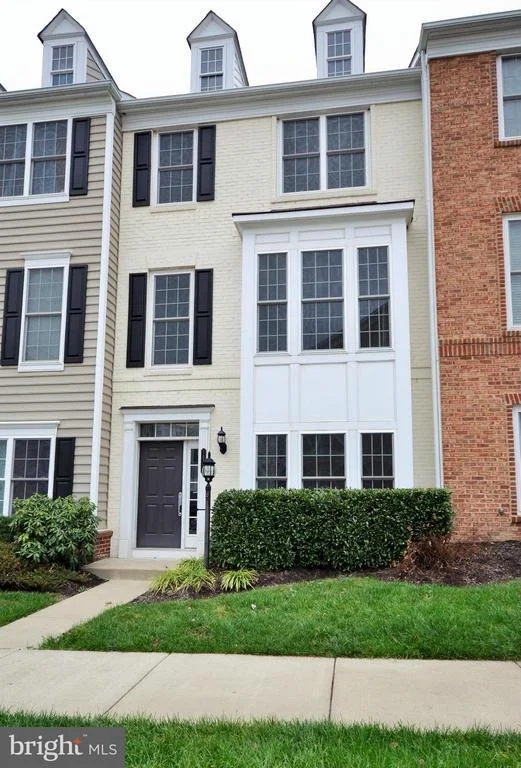 Unit for sale at 14598 CROSSFIELD WAY, WOODBRIDGE, VA 22191
