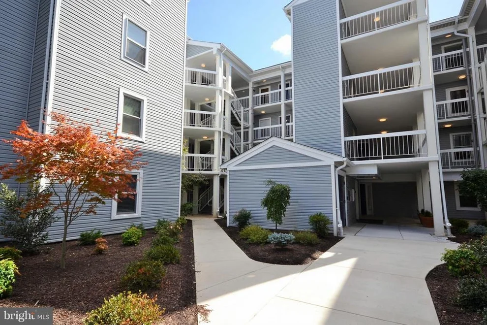 Unit for sale at 3179 SUMMIT SQUARE DRIVE, OAKTON, VA 22124