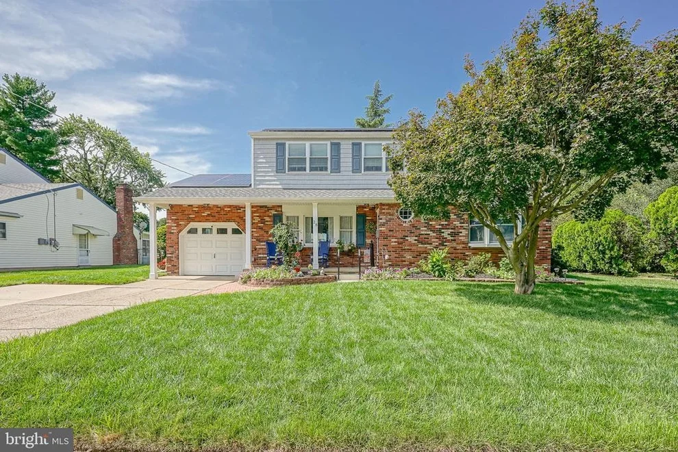 Unit for sale at 28 SPRINGLANE DRIVE, BLACKWOOD, NJ 08012