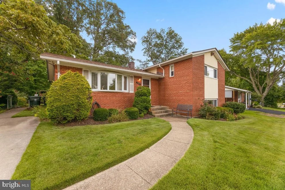 Unit for sale at 7405 SWEETBRIAR DRIVE, COLLEGE PARK, MD 20740