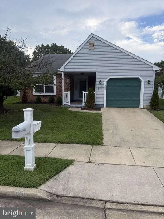 Unit for sale at 10 NILAND LANE, WOODBURY, NJ 08096