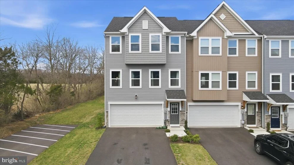 Unit for sale at 32 LYRIQ COURT, INWOOD, WV 25428