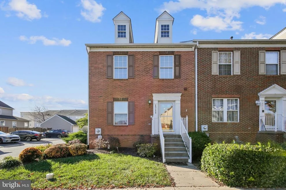 Unit for sale at 1711 DERRS SQUARE W, FREDERICK, MD 21701