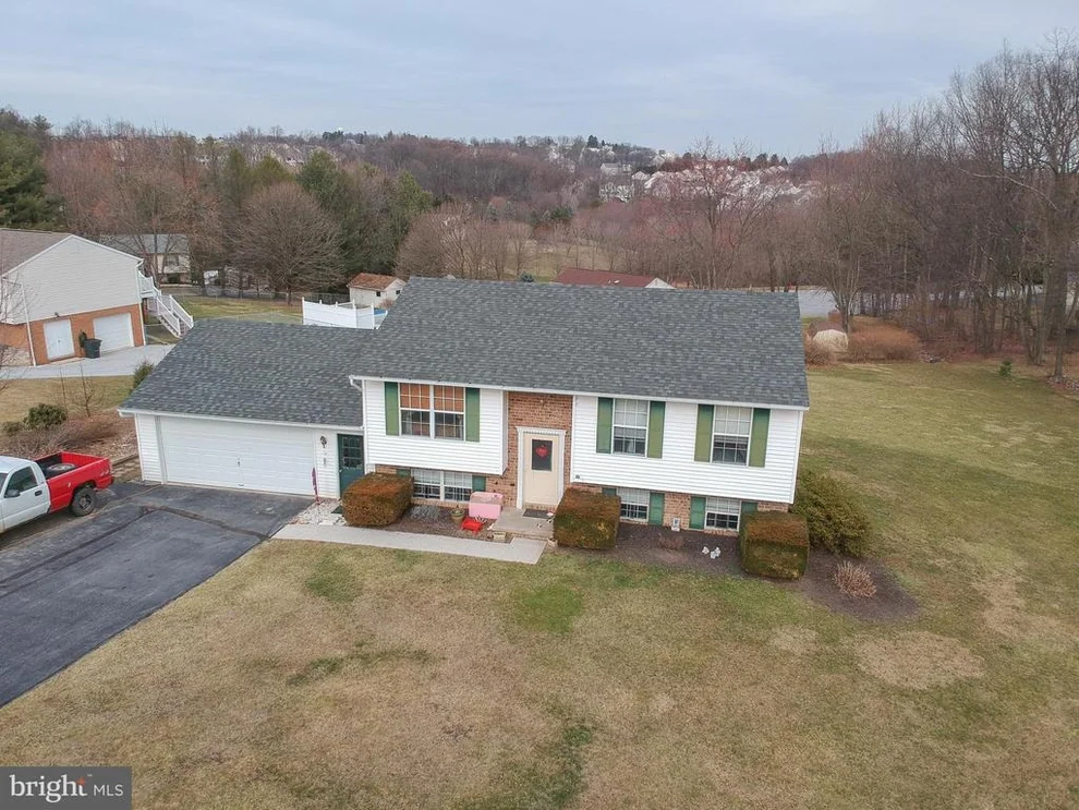 Unit for sale at 2581 MINDI DRIVE, MANCHESTER, MD 21102