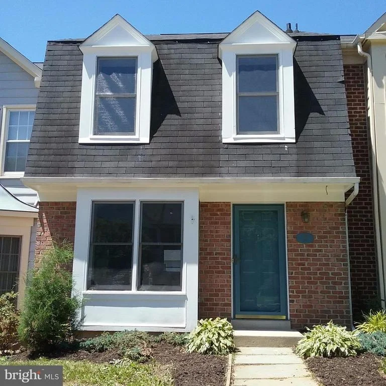 Unit for sale at 8 FOUNTAIN VALLEY COURT, MONTGOMERY VILLAGE, MD 20886